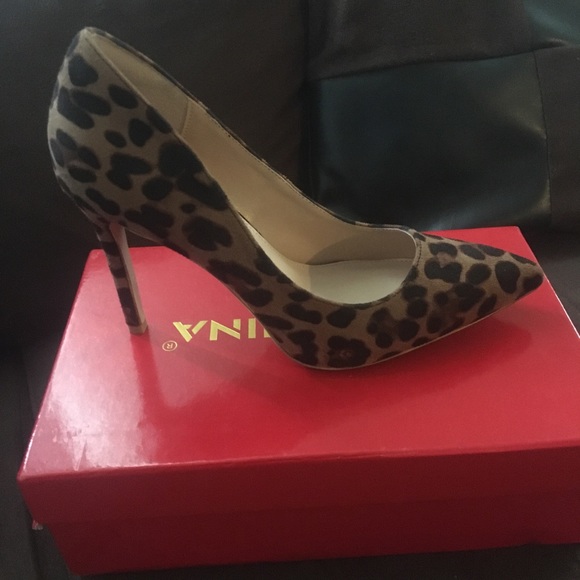 Cheetah Pumps - Picture 2 of 2